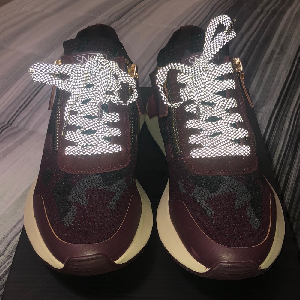 SNKR project shoes size 9